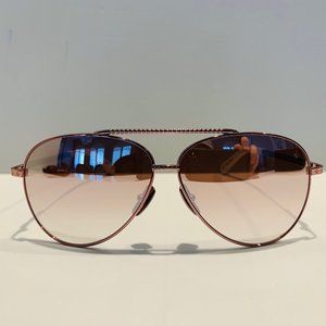 Philippe V No 6 in Rose Gold Pearl Rose Gradient